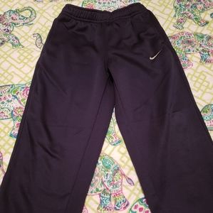 Boys Size 5 Nike Sweat pants